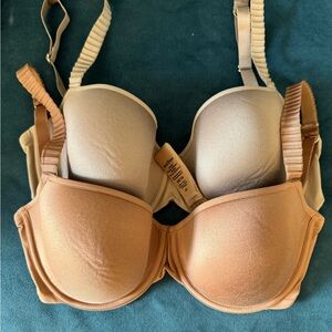 Set of two Third Love 24/7 t-shirt bras, 32E